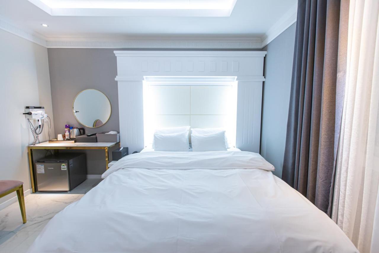 Knox Hotel Cheonan Eksteriør billede
