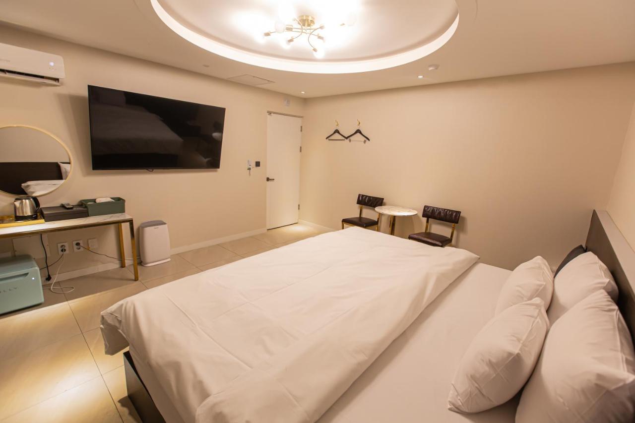 Knox Hotel Cheonan Eksteriør billede