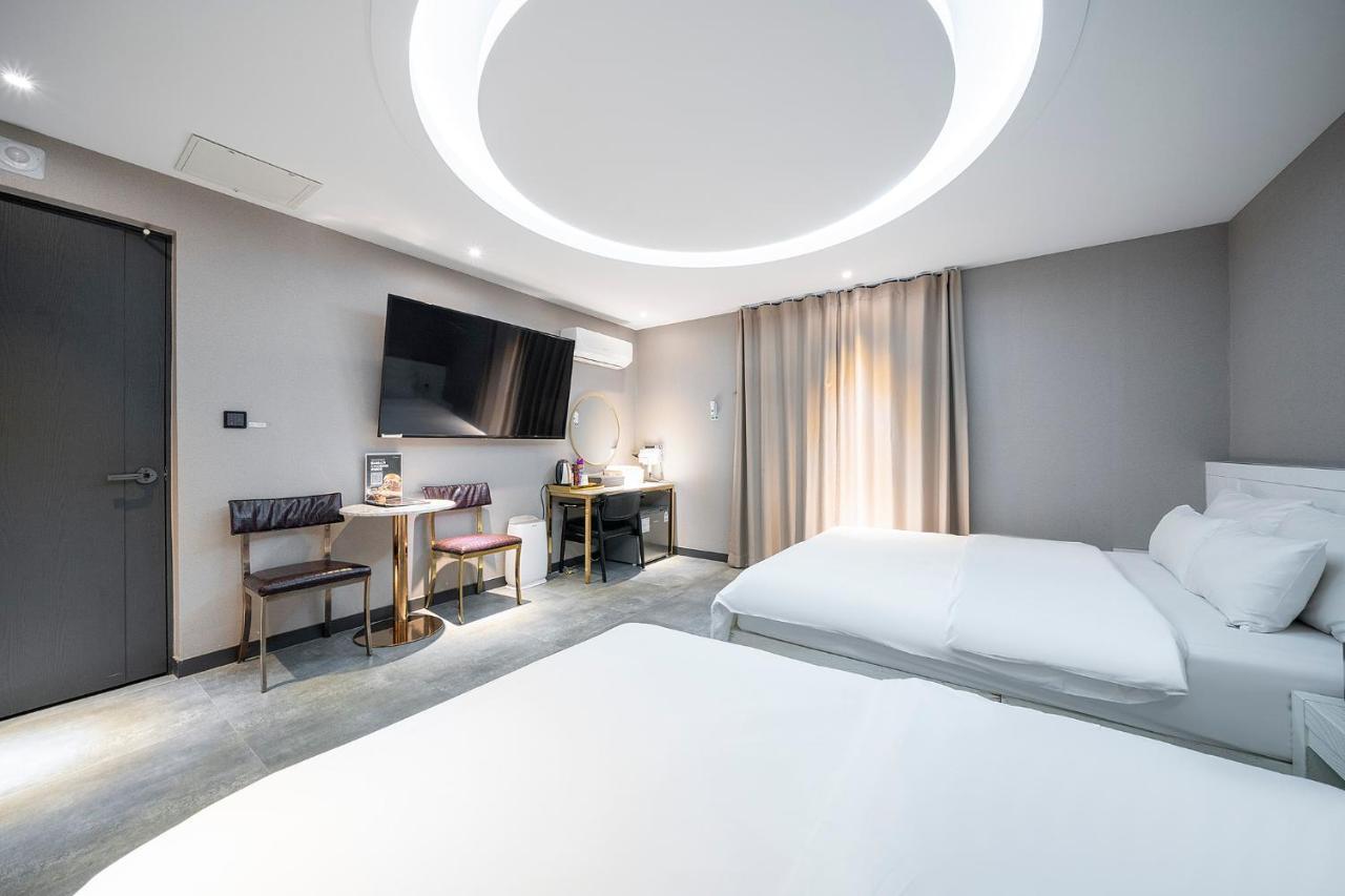 Knox Hotel Cheonan Eksteriør billede