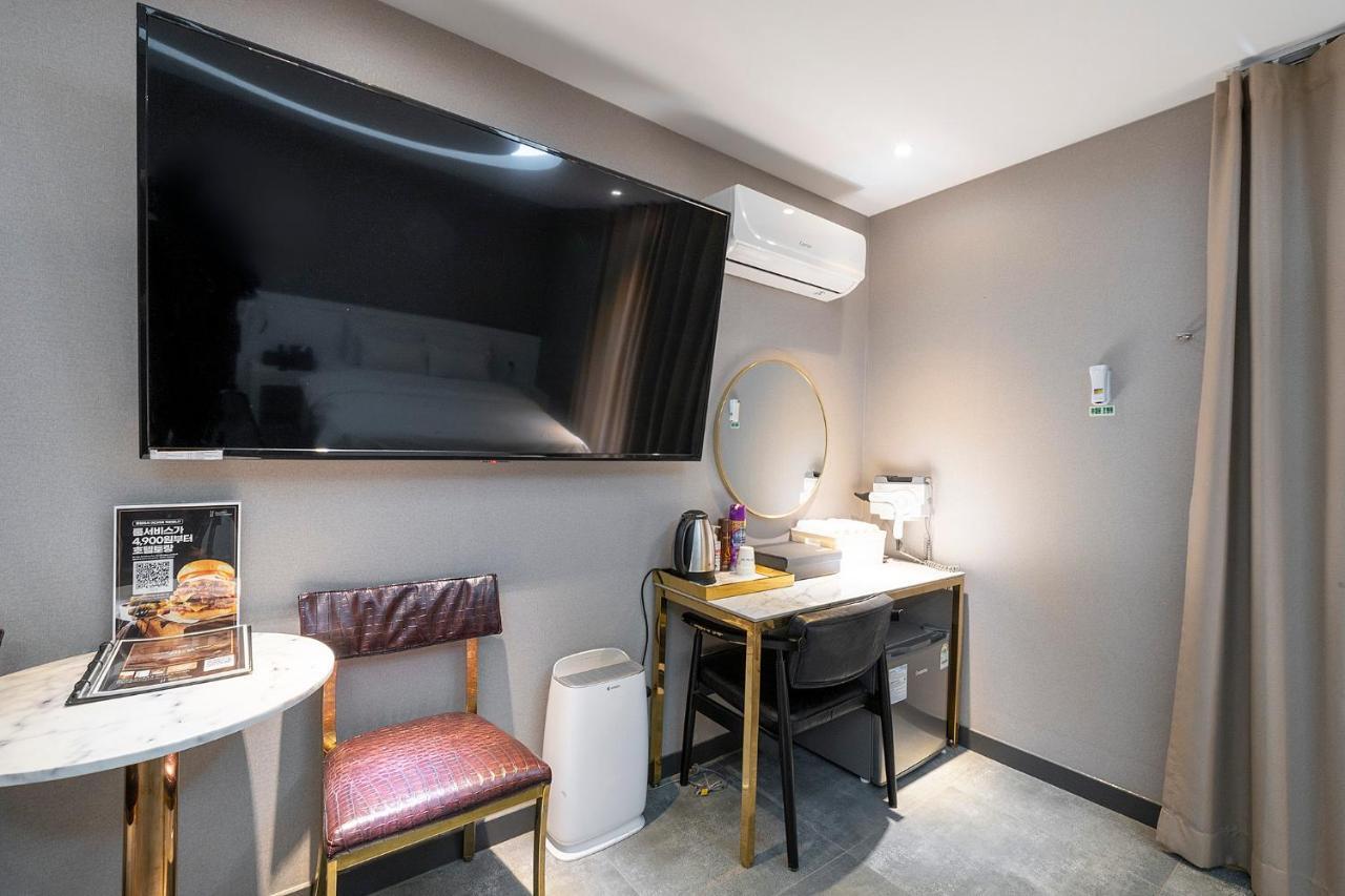 Knox Hotel Cheonan Eksteriør billede