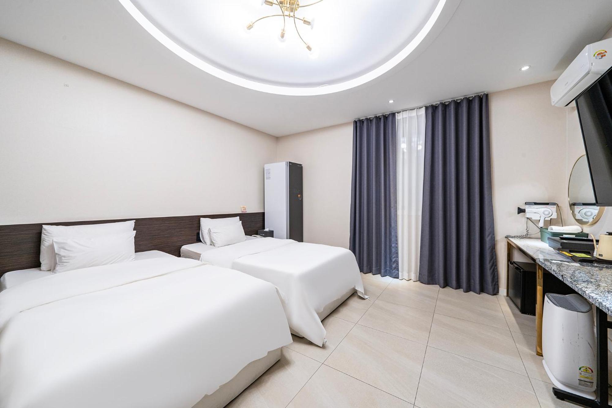 Knox Hotel Cheonan Eksteriør billede